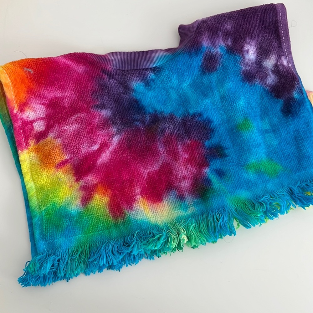 Tie-Dye Rainbow Washcloth Bib